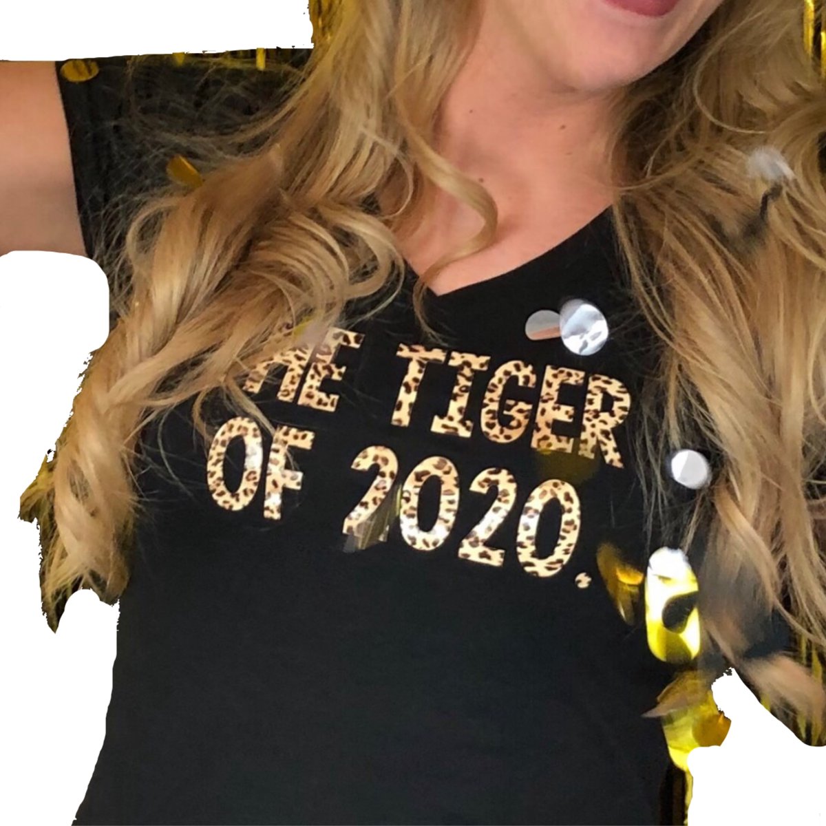 Nieuwjaar shirt the tiger of 2020 | Leuk nieuwjaars shirt voor een knallend 2020 | Cadeau voor je vriendin en voor jezelf shirt met tekst.